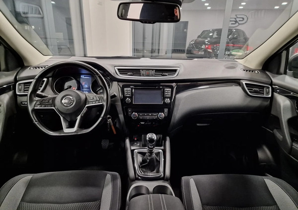 Nissan Qashqai cena 77900 przebieg: 82000, rok produkcji 2017 z Jelenia Góra małe 436